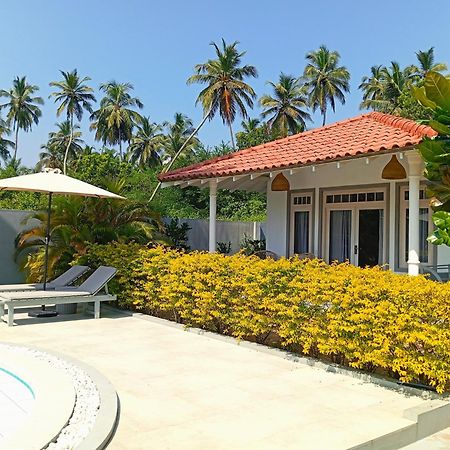 Sleeping Elephant Beach Resort Tangalle Exterior foto