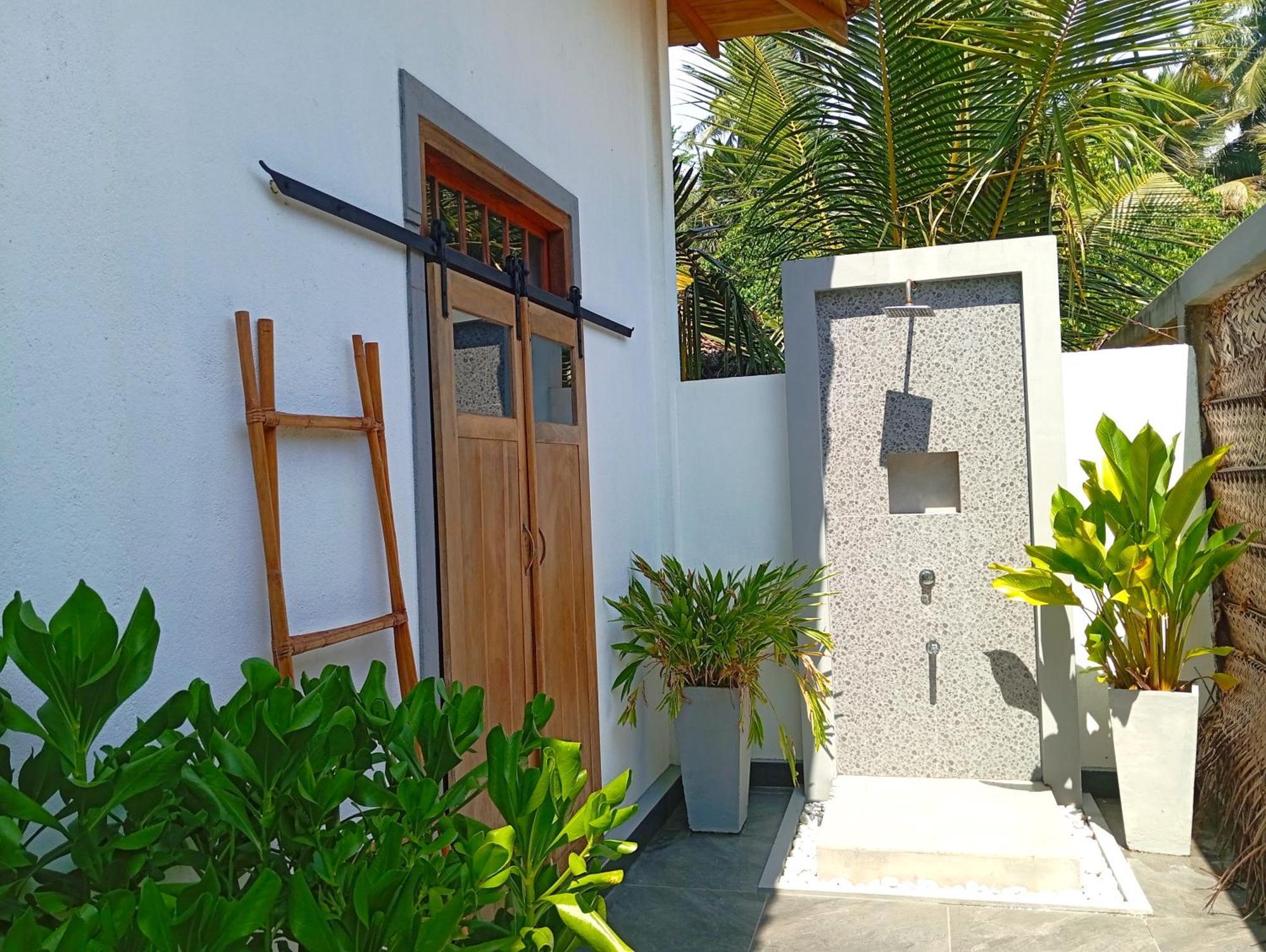 Sleeping Elephant Beach Resort Tangalle Zimmer foto